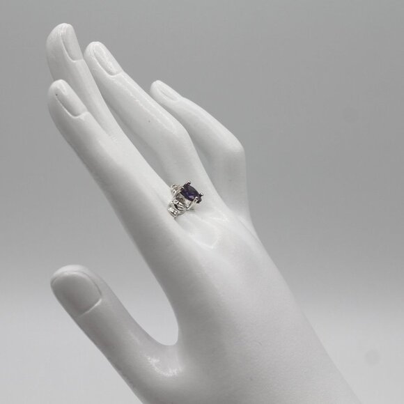 Jewelry Claddagh ring Irish symbol of love loyalty friendship silver purple new - Picture 5 of 8